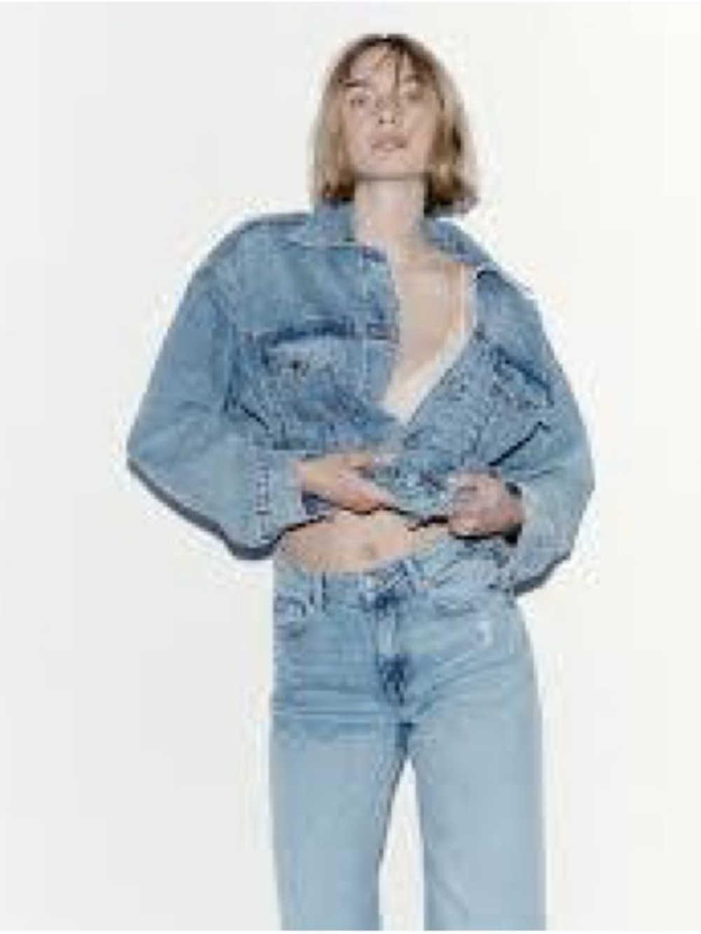 NWT ; MELROSE WITH LOVE Jean Bomber Jacket 🔹